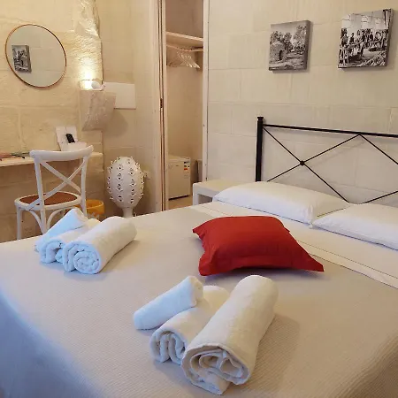 Bed & Breakfast Dimora Assuntina 3*