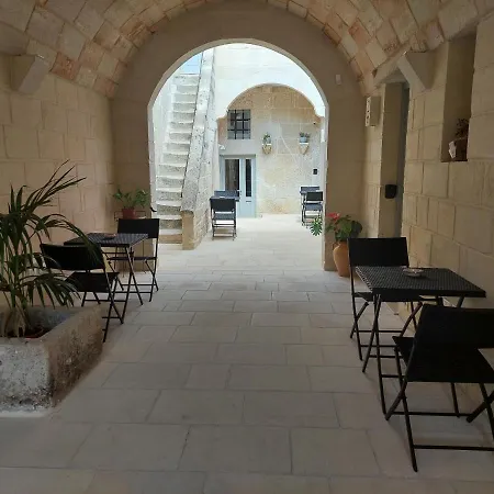 Bed & Breakfast Dimora Assuntina 3*