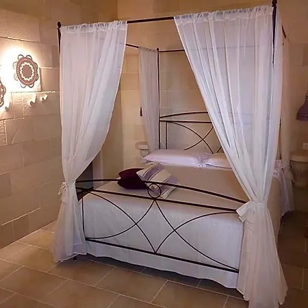 Dimora Assuntina Oda ve Kahvaltı 4*